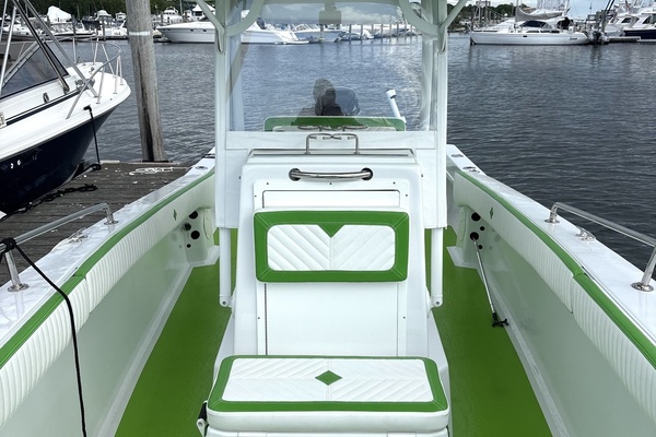 27ft Larson Yacht For Sale