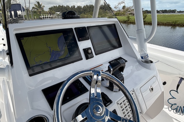 34ft Intrepid Yacht For Sale