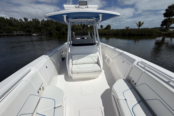 34ft Intrepid Yacht For Sale