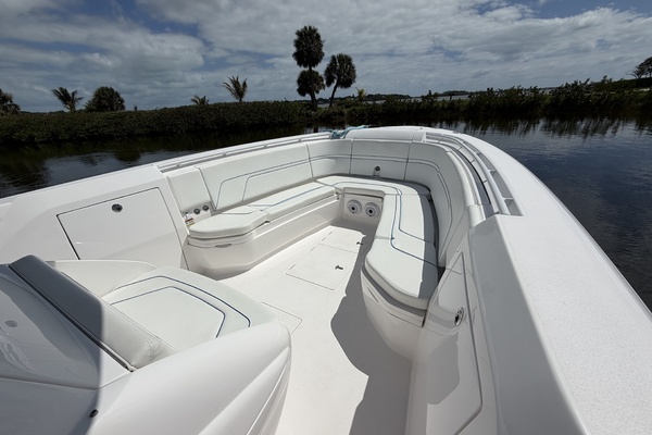 34ft Intrepid Yacht For Sale