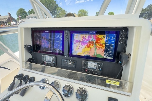 Photo of the 2014 SeaVee 340B