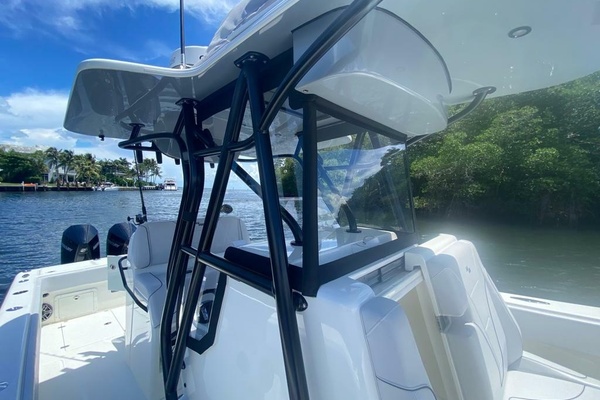 34ft SeaVee Yacht For Sale