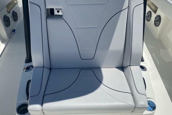 Photo of the 2021 SeaVee 