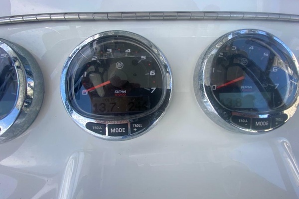 34ft SeaVee Yacht For Sale