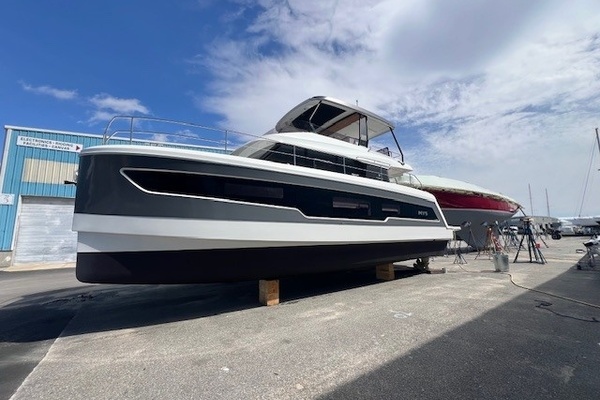 Photo of the 2024 Fountaine Pajot MY 5 "Brightside"