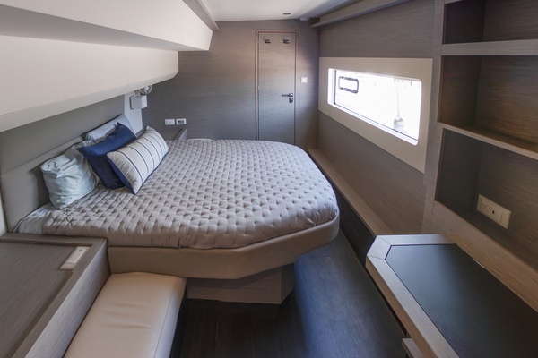 2024 Fountaine Pajot 40