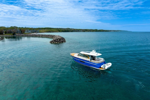 BLUE 48ft Burger Yacht For Sale