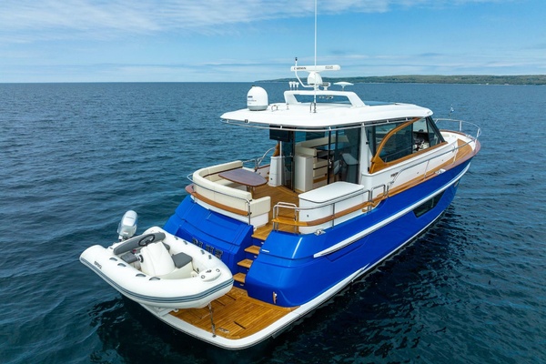 BLUE 48ft Burger Yacht For Sale