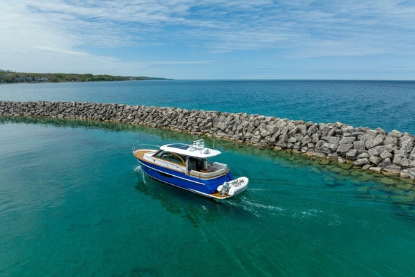 BLUE 48ft Burger Yacht For Sale