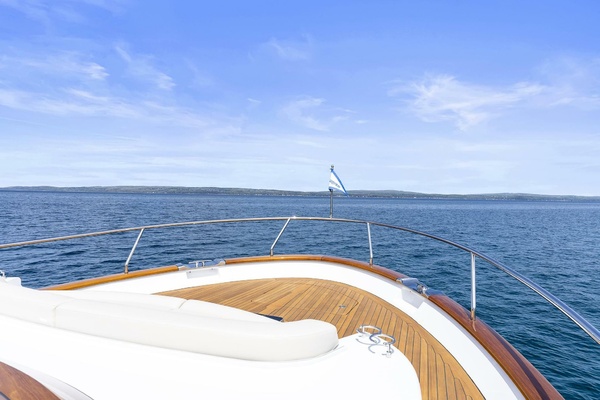 BLUE 48ft Burger Yacht For Sale