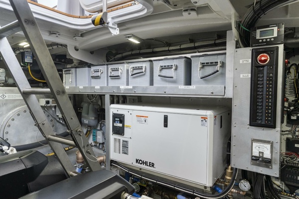 BLUE 48ft Burger Yacht For Sale