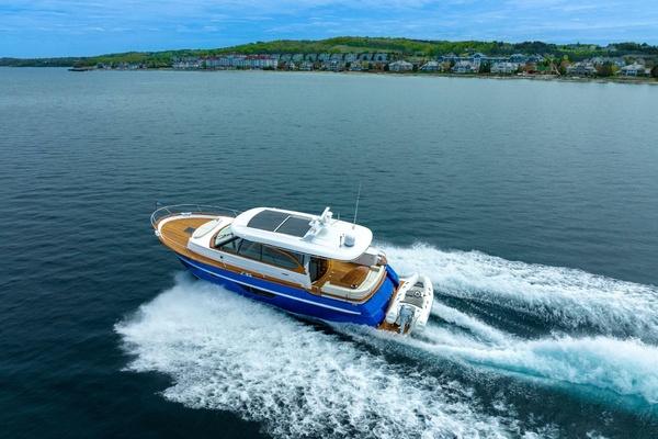 BLUE 48ft Burger Yacht For Sale