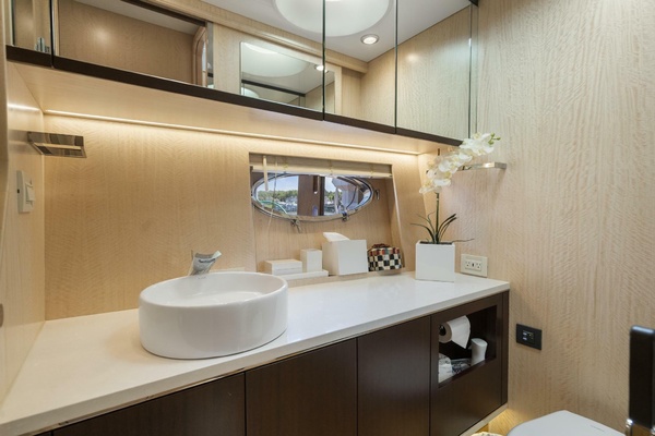 BLUE 48ft Burger Yacht For Sale