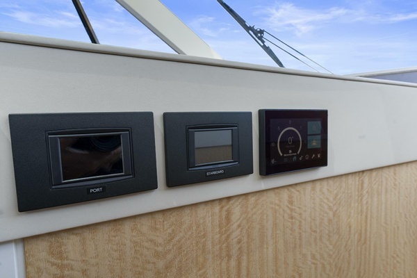 BLUE 48ft Burger Yacht For Sale