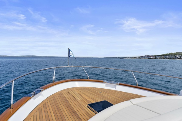 BLUE 48ft Burger Yacht For Sale