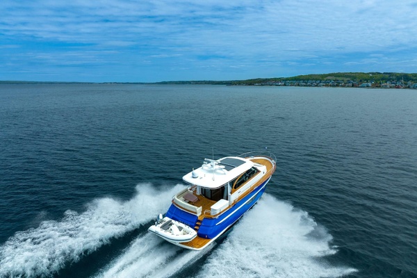 BLUE 48ft Burger Yacht For Sale