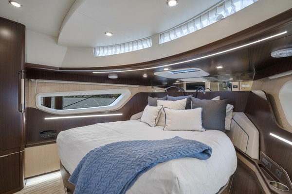 BLUE 48ft Burger Yacht For Sale