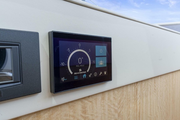 BLUE 48ft Burger Yacht For Sale