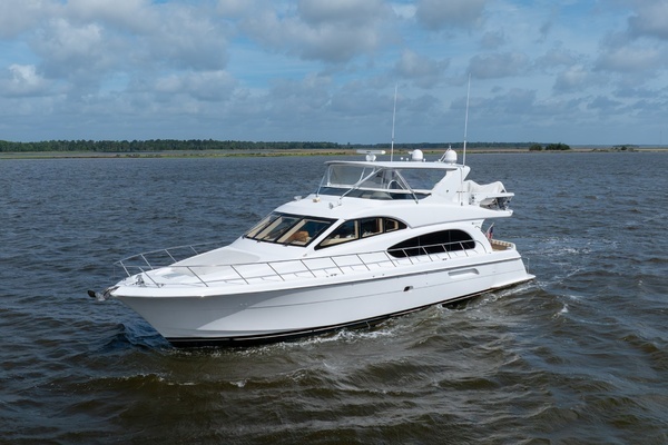 2008 Hatteras 64