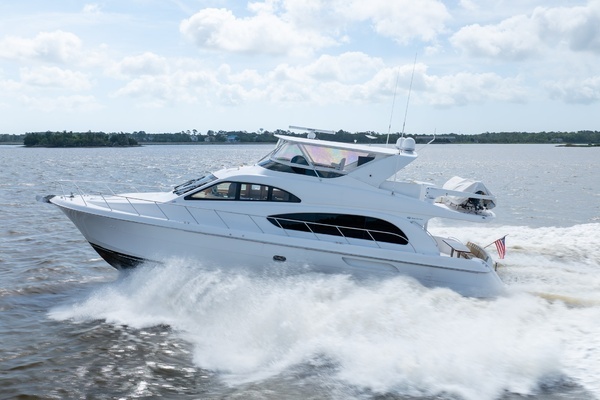 2008 Hatteras 64