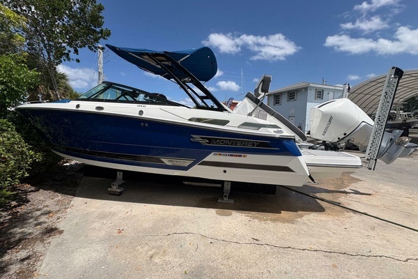 Photo of the 2023 Monterey 255 Super Sport