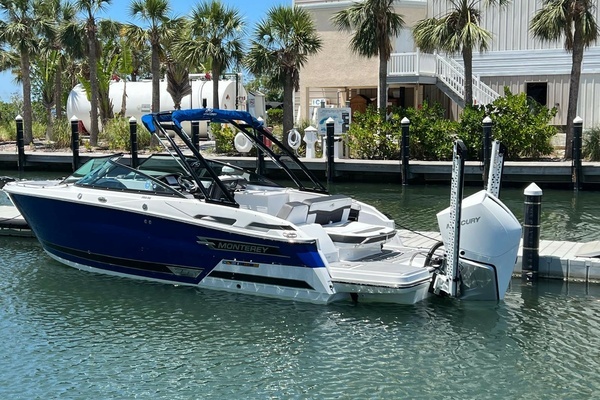 25-ft-Monterey-2023-255 Super Sport- Pompano Beach Florida United States  yacht for sale