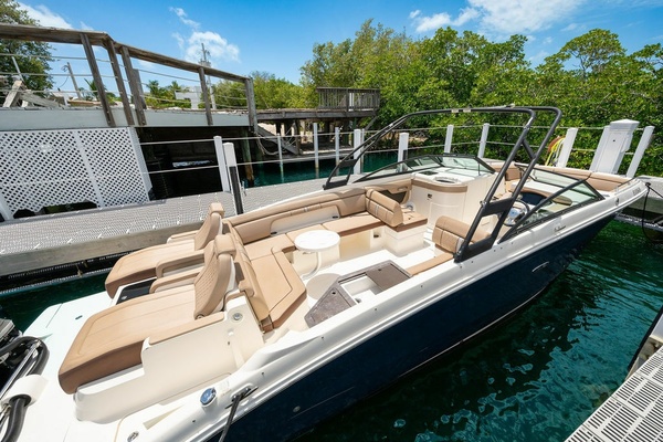 29ft Sea Ray Yacht For Sale