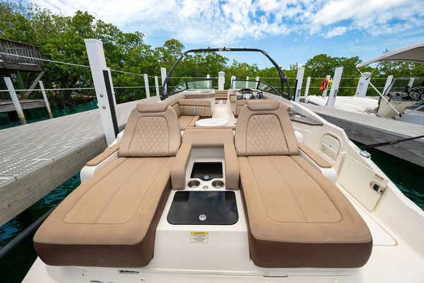 29ft Sea Ray Yacht For Sale