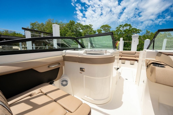 29ft Sea Ray Yacht For Sale