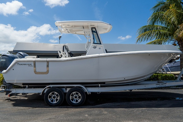 25ft Tidewater Yacht For Sale