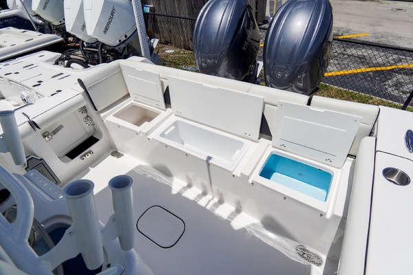 25ft Tidewater Yacht For Sale