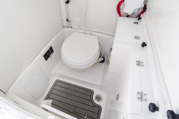25ft Tidewater Yacht For Sale