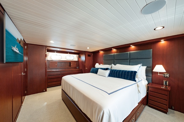 Passage 101ft Feadship Yacht For Sale