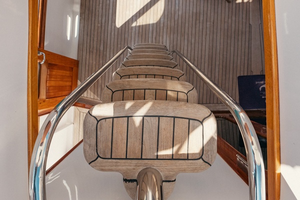 Passage 101ft Feadship Yacht For Sale