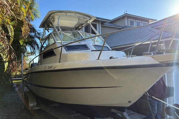 Photo of the 1997 Hydra-Sports 2750 WA