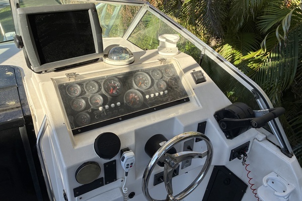 Photo of the 1997 Hydra-Sports 2750 WA