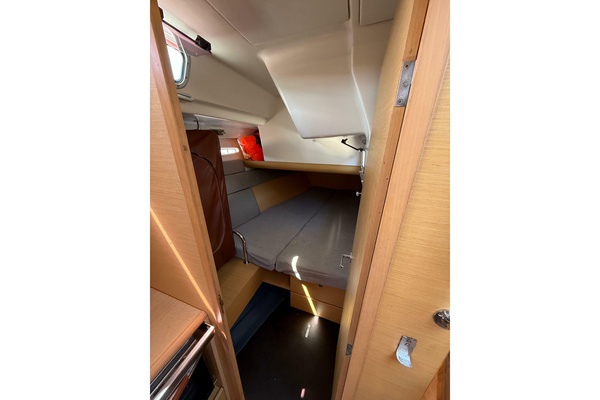 50ft Beneteau Yacht For Sale