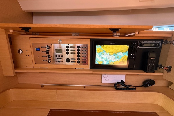 50ft Beneteau Yacht For Sale