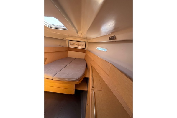 50ft Beneteau Yacht For Sale