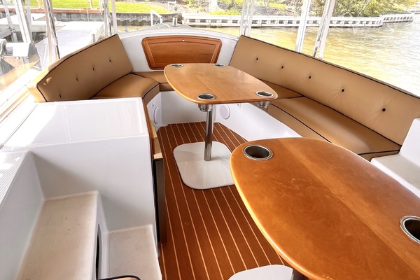 18ft Duffy Yacht For Sale