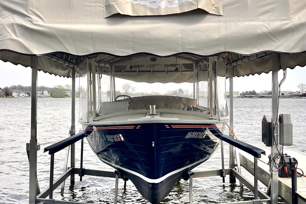 18ft Duffy Yacht For Sale