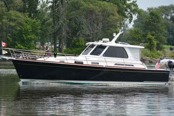 42-ft-Sabre-2005-42 Express-Branford Connecticut United States yacht for sale