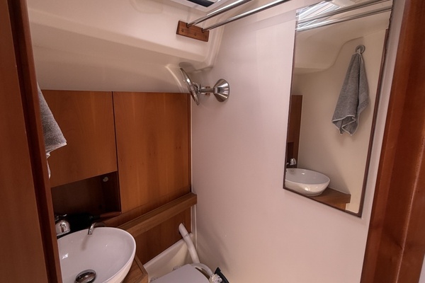 Touch of Grey 41ft Hanse Yacht For Sale