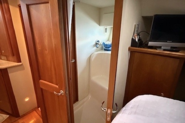 Four Reel 42ft Silverton Yacht For Sale