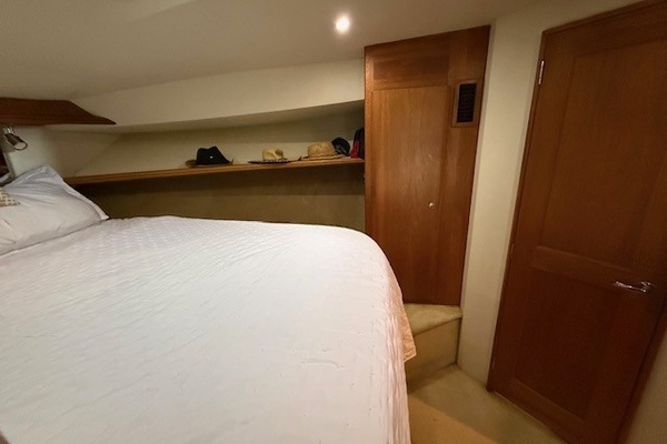 Four Reel 42ft Silverton Yacht For Sale