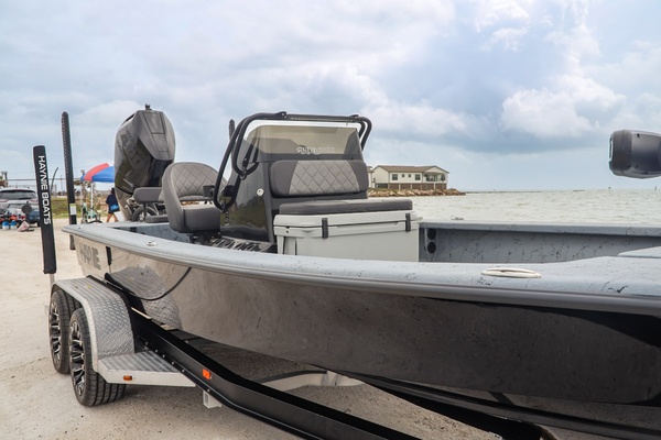 24ft Haynie Yacht For Sale