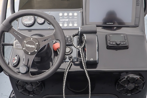 24ft Haynie Yacht For Sale