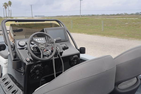 24ft Haynie Yacht For Sale