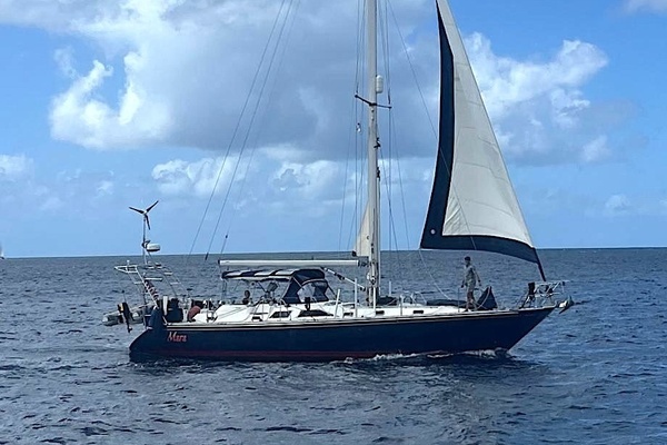 Photo of the 1998 Hylas 49 "Mara"