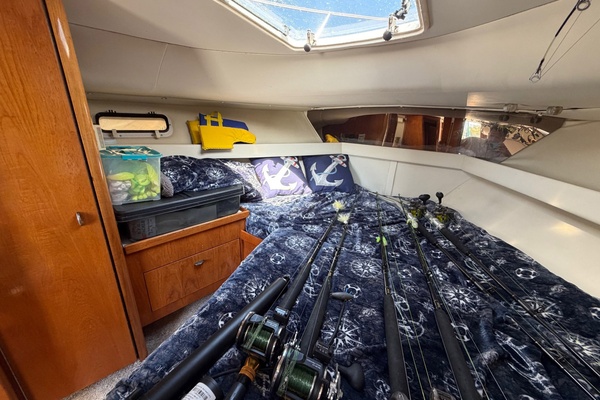 32ft Pursuit Yacht For Sale